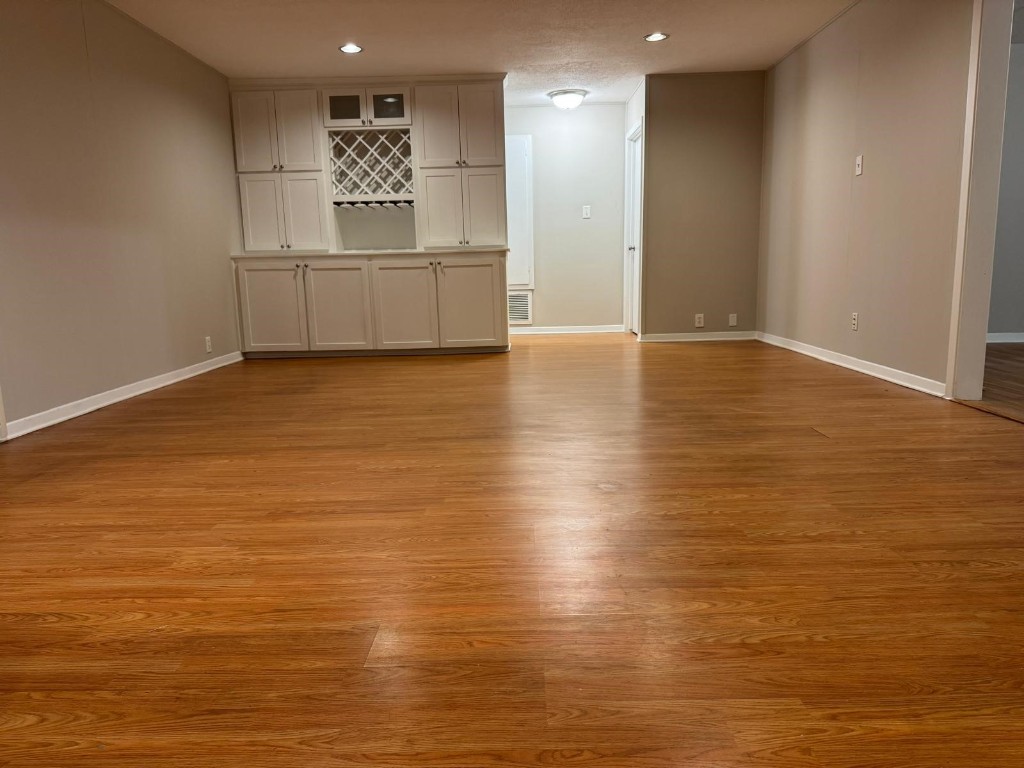 7622 Richmond Avenue Houston, TX 77063 - Photo 6 of 9