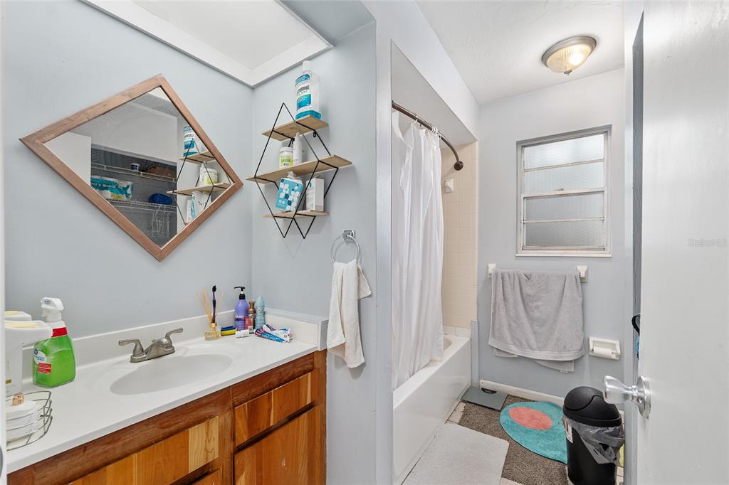 1420 Southwest 42nd Street, Unit B Gainesville, FL 32607 - Photo 26 of 36 Gallery Image 26
