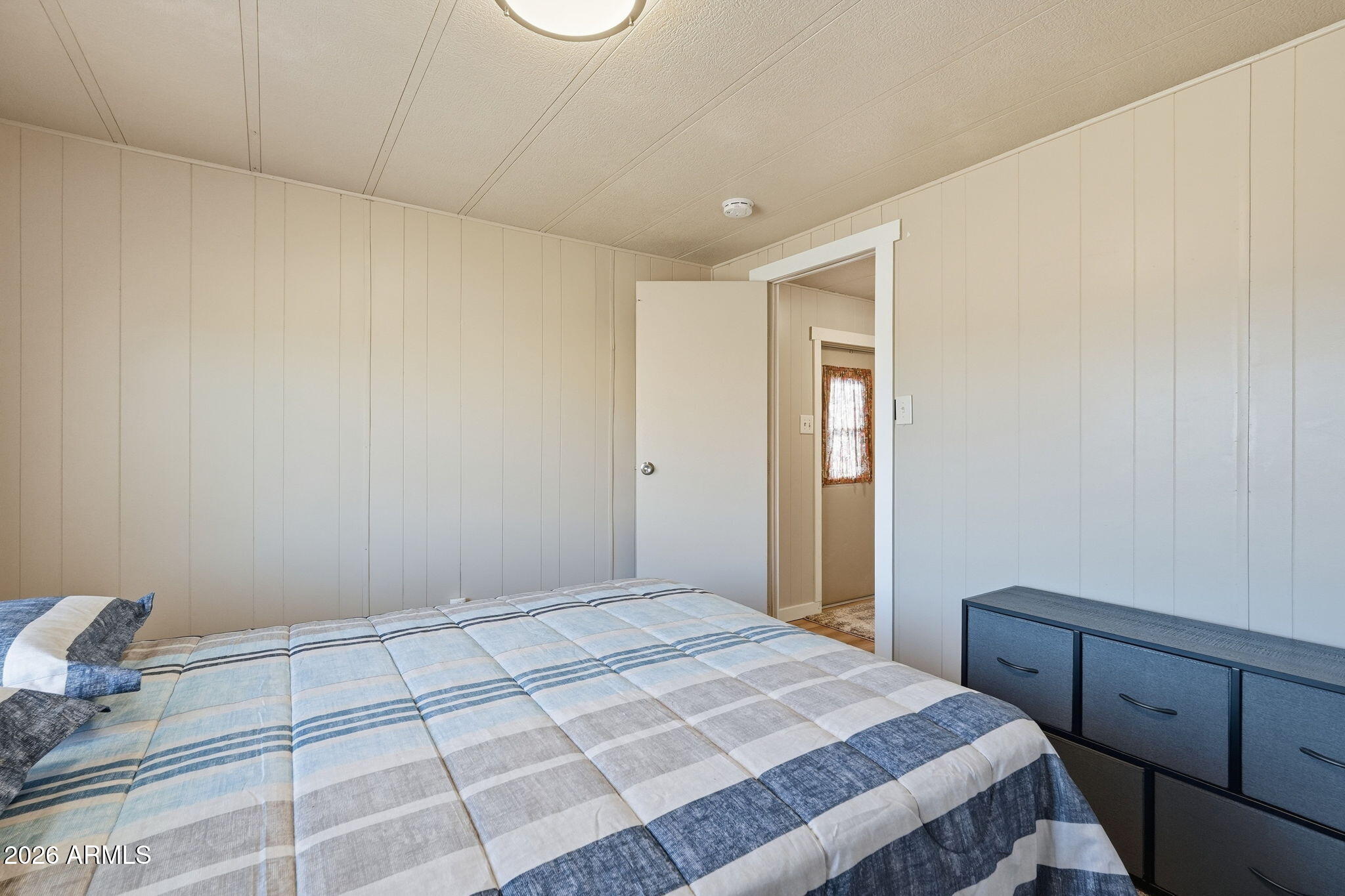 24 West Circle Mountain Road New River, AZ 85087 - Photo 13 of 42 Bed 1