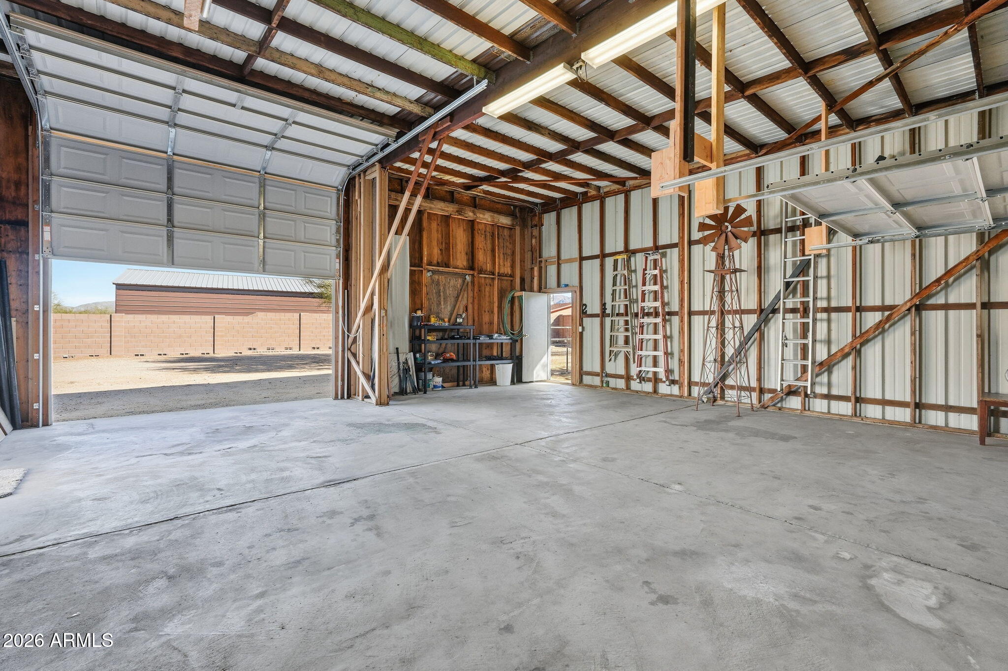 24 West Circle Mountain Road New River, AZ 85087 - Photo 27 of 42 Worksho[