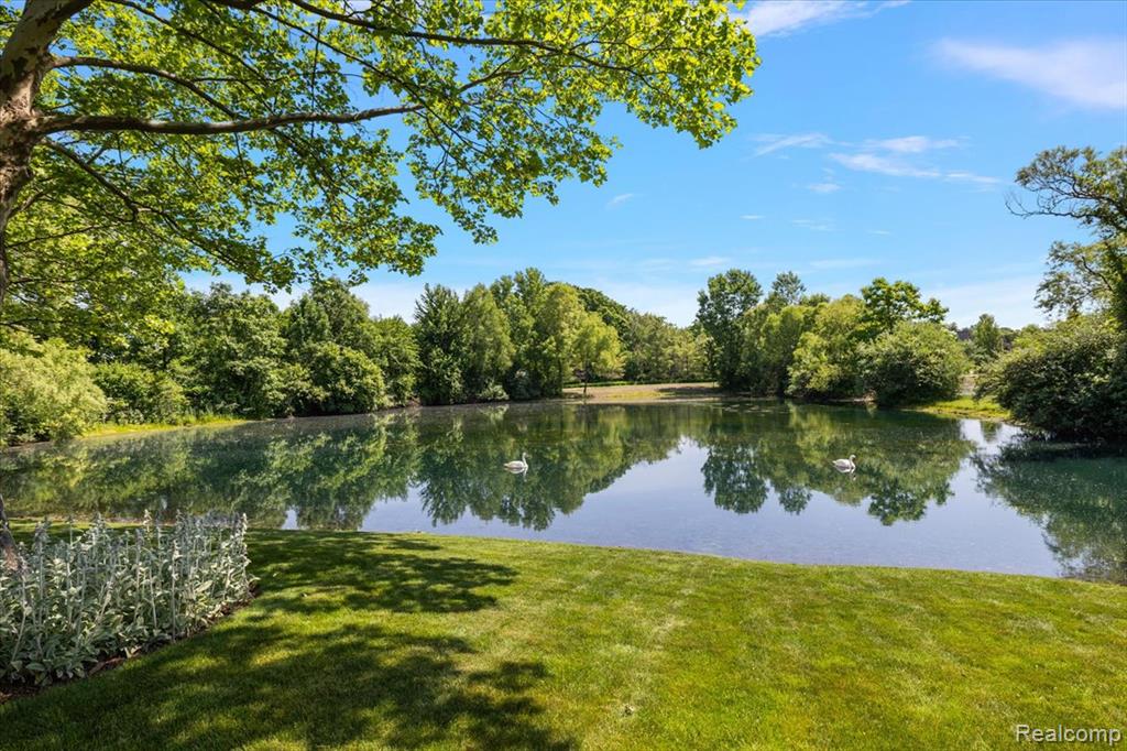2848 Croftshire Court Rochester, MI 48306 - Photo 81 of 83