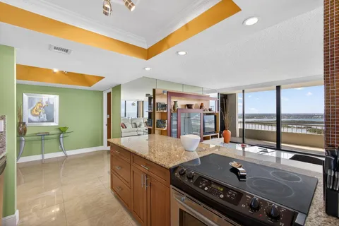 $1,200,000 | 5510 North Ocean Drive, Unit 26C, Singer Island, FL 33404