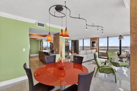 $1,200,000 | 5510 North Ocean Drive, Unit 26C, Singer Island, FL 33404