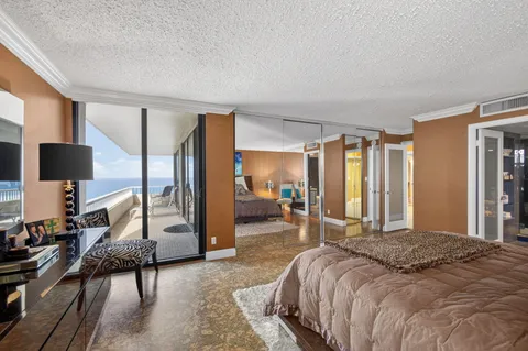 $1,200,000 | 5510 North Ocean Drive, Unit 26C, Singer Island, FL 33404