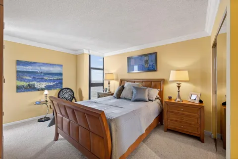 $1,200,000 | 5510 North Ocean Drive, Unit 26C, Singer Island, FL 33404