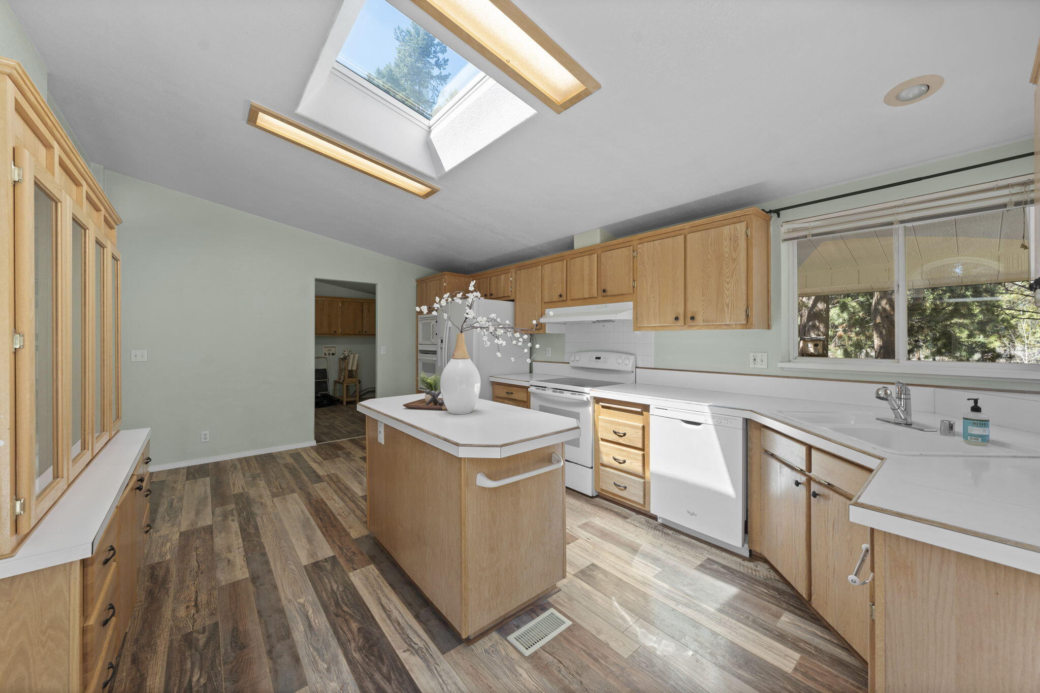 1643 Yoke Road La Pine, OR 97739 - Photo 13 of 61 57-web-or-mls-DSC02817