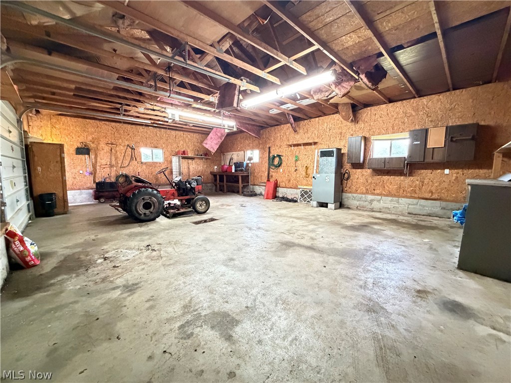 9754 Stonecreek Road Southwest Newcomerstown, OH 43832 - Photo 38 of 42
