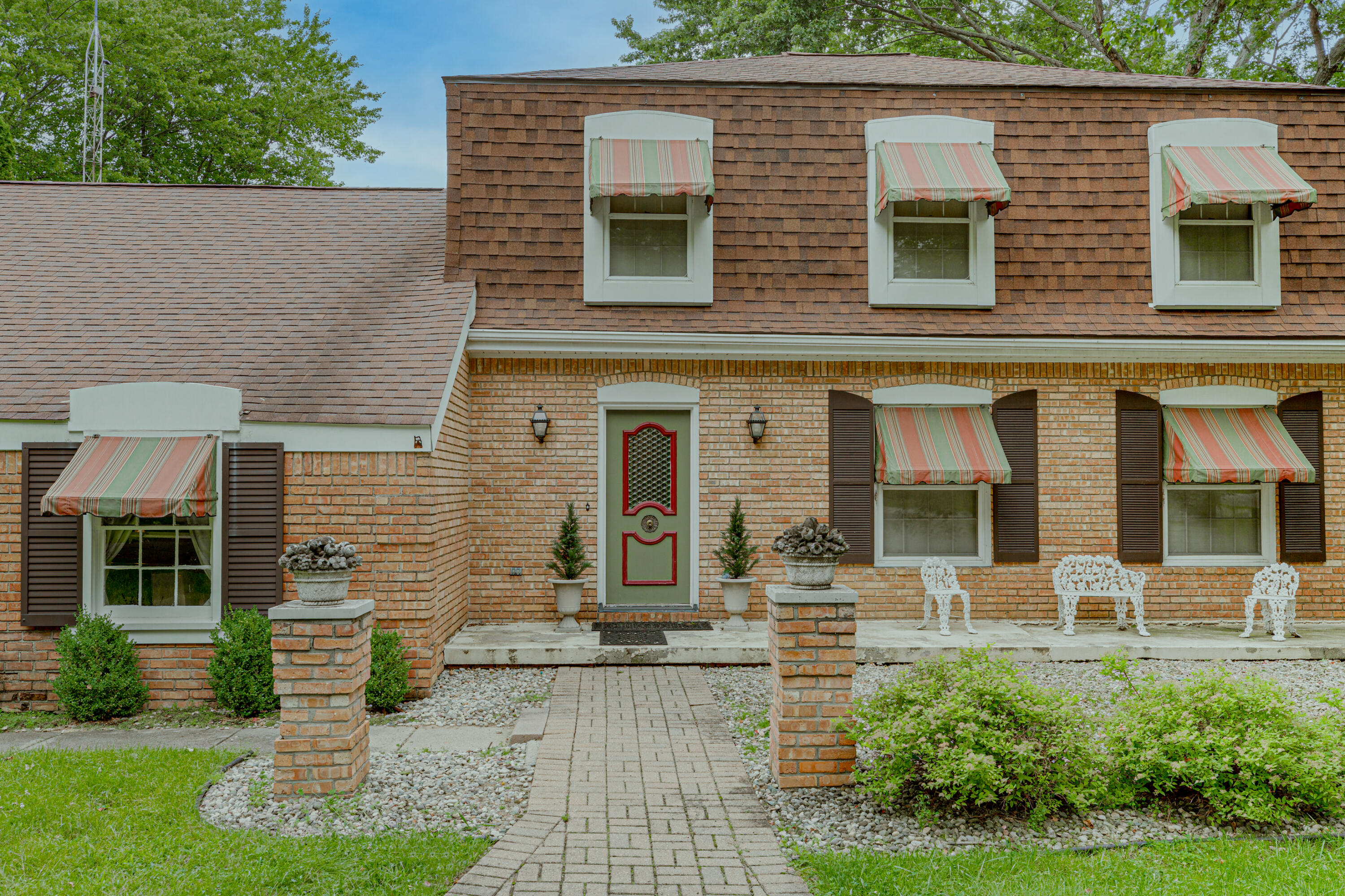 4995 Maple Dale Road Jackson, MI 49201 - Photo 4 of 41 04