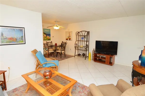 $1,850 | 12760 Indian Rocks Road, Unit 1031, Largo, FL 33774