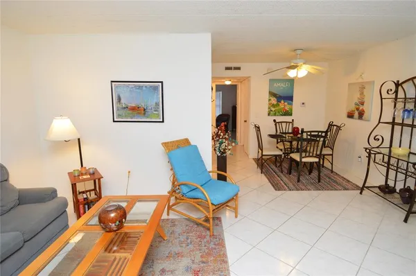 $1,850 | 12760 Indian Rocks Road, Unit 1031, Largo, FL 33774