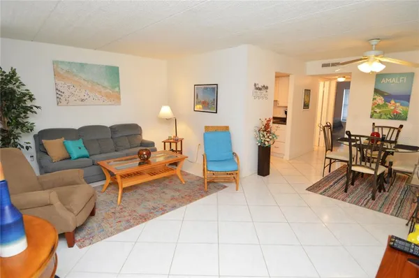 $1,850 | 12760 Indian Rocks Road, Unit 1031, Largo, FL 33774