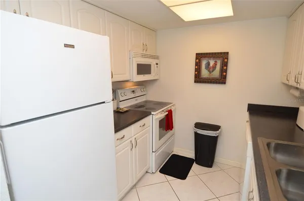 $1,850 | 12760 Indian Rocks Road, Unit 1031, Largo, FL 33774