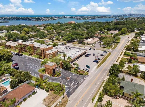 $1,850 | 12760 Indian Rocks Road, Unit 1031, Largo, FL 33774