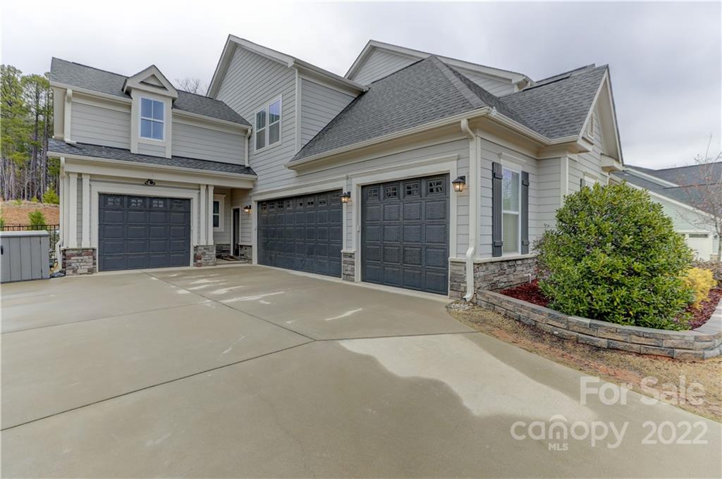 1912 Masons Bend Drive Fort Mill, SC 29708 - Photo 32 of 32 front view of a house