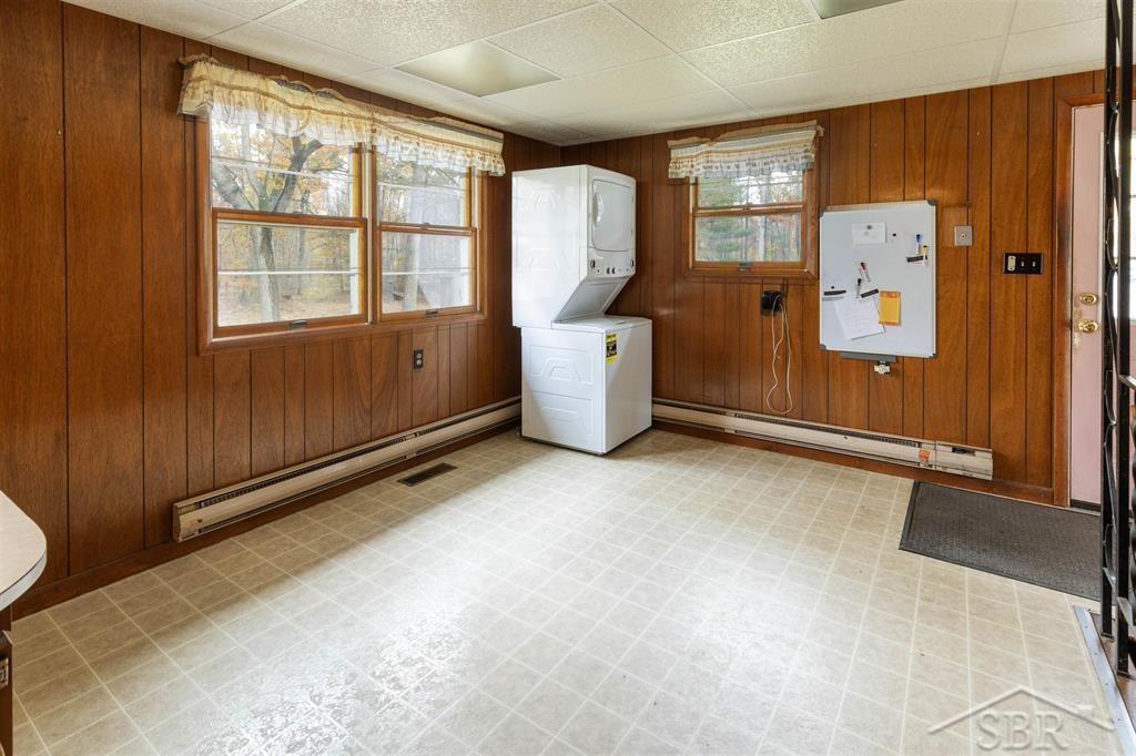 3278 West Chippewa River Road Shepherd, MI 48883 - Photo 11 of 30 50192747-50860ab9-b1c8-4a0b-9c03-29b7a6747940.JPG