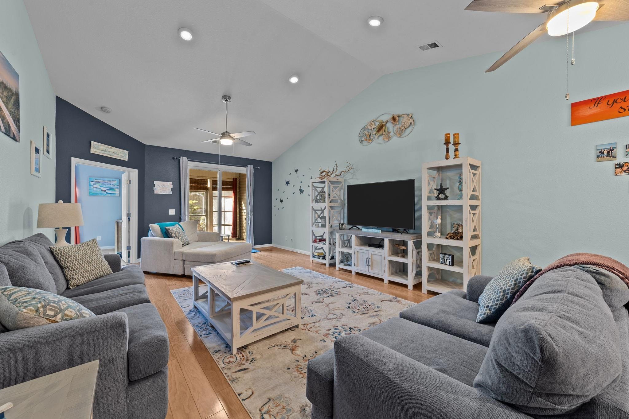 107 Chenoa Drive, Unit A Murrells Inlet, SC 29576 - Photo 4 of 35 Gallery Image 4