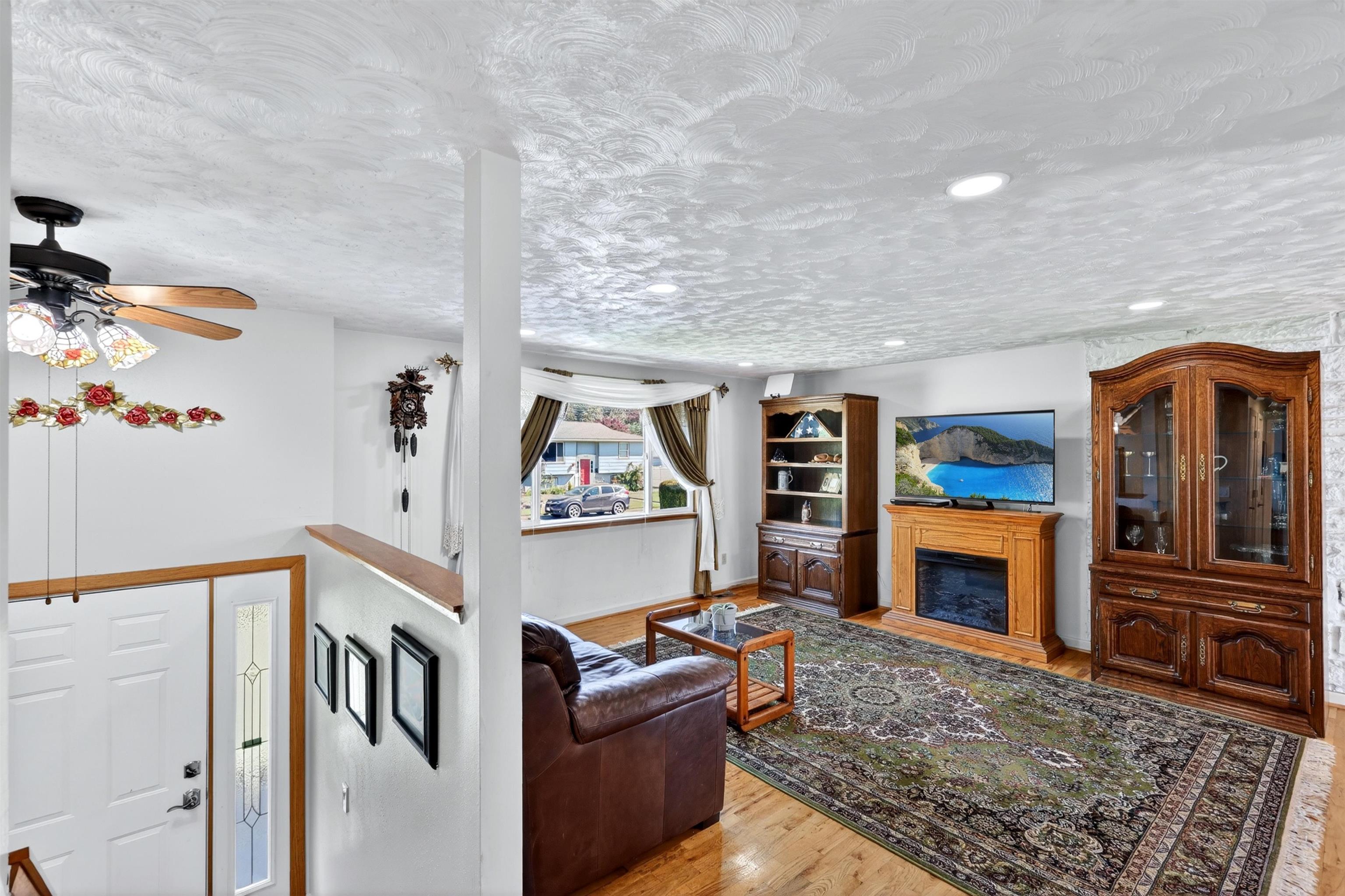 809 Villard Street Cheney, WA 99004 - Photo 8 of 50