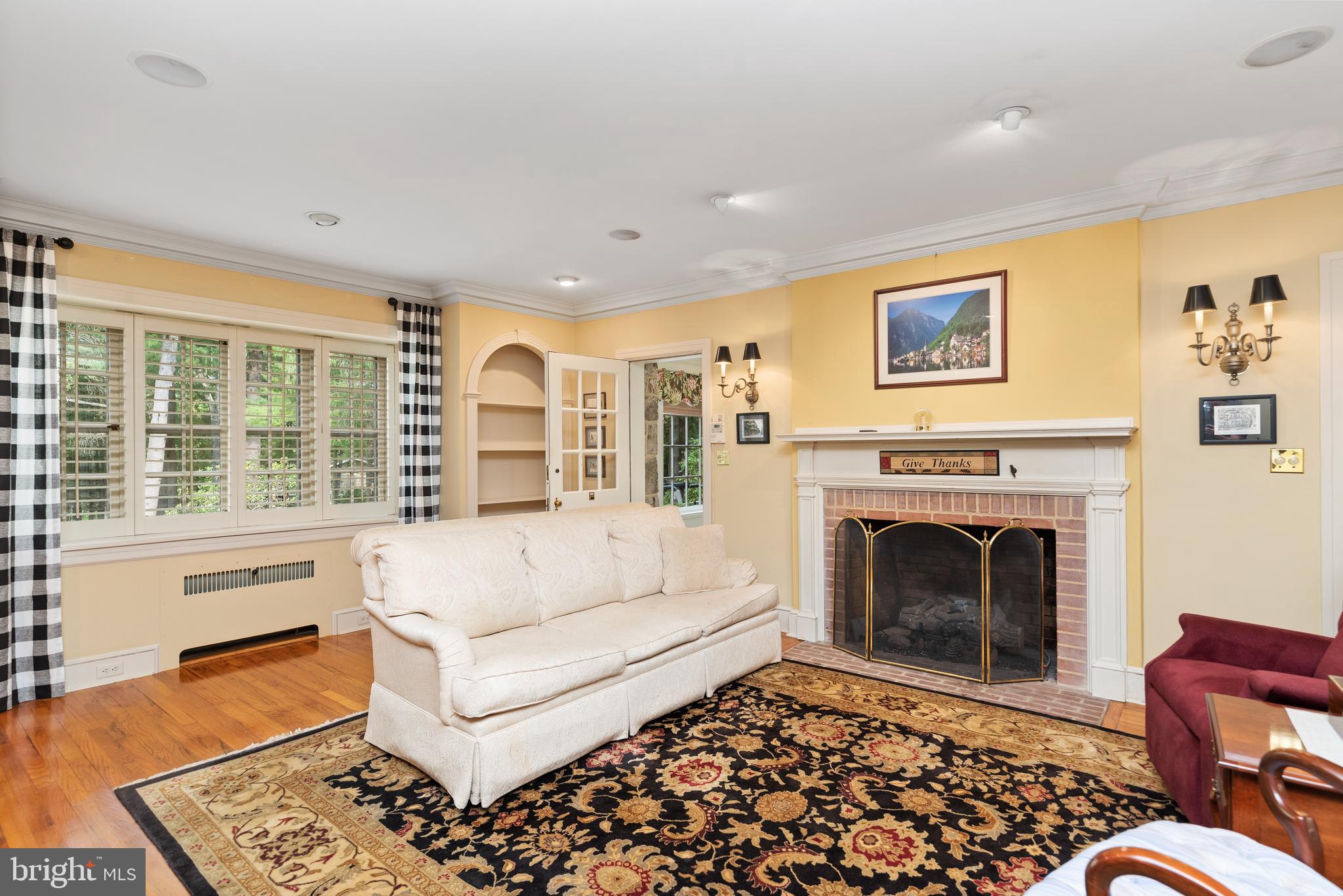 10108 Golf Course Road Fayetteville, PA 17222 - Photo 20 of 50 Living Room