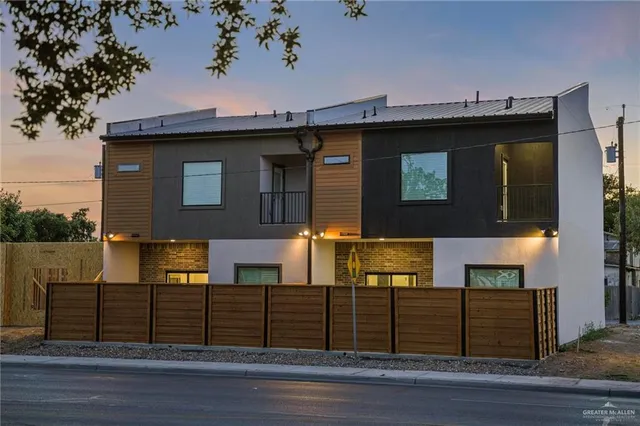 $325,000 | 820 South Bicentennial Boulevard, McAllen, TX 78501