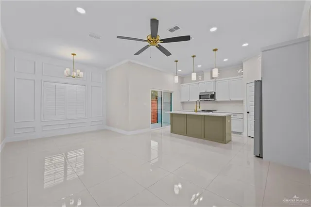 $325,000 | 820 South Bicentennial Boulevard, McAllen, TX 78501