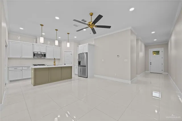 $325,000 | 820 South Bicentennial Boulevard, McAllen, TX 78501