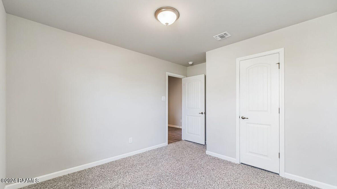 116 Bur Oak Drive Lafayette, LA 70501 - Photo 8 of 19 X40 Lakeview AL - 100 Cane Hill Dr - 18