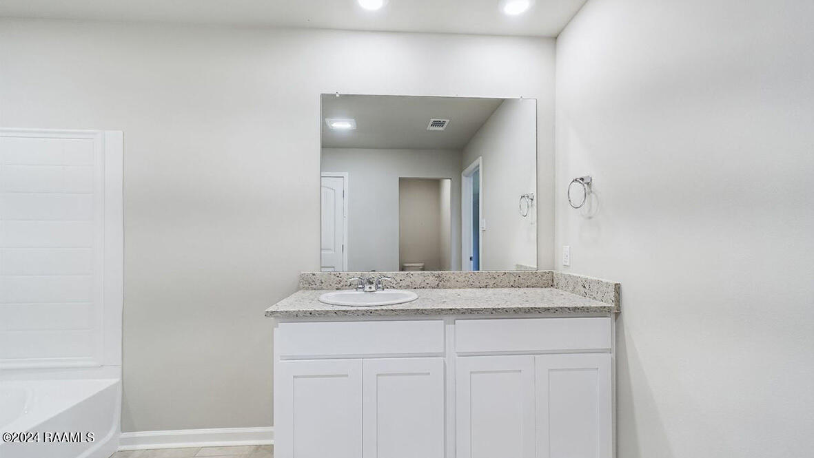 116 Bur Oak Drive Lafayette, LA 70501 - Photo 9 of 19 X40 Lakeview AL - 100 Cane Hill Dr - 23