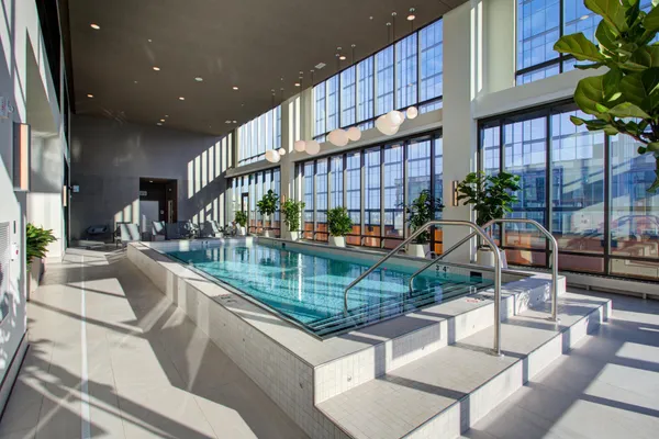 $2,370 | 270 Hennepin Avenue, Unit 421, Minneapolis, MN 55401