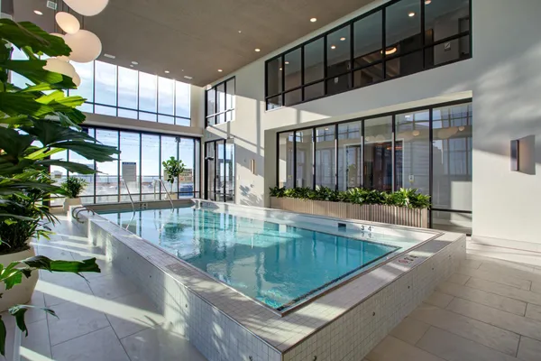 $2,370 | 270 Hennepin Avenue, Unit 421, Minneapolis, MN 55401