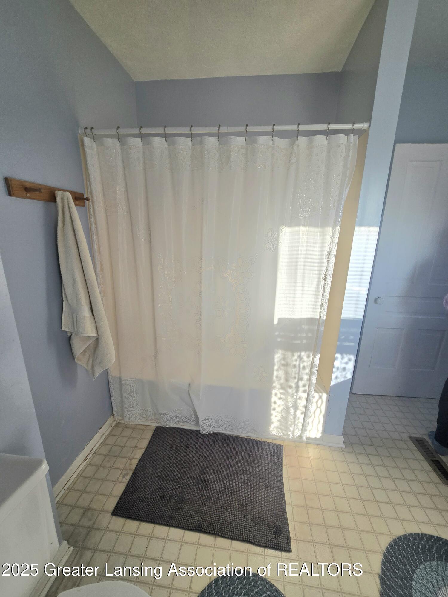 4468 Whittum Road Eaton Rapids, MI 48827 - Photo 25 of 45 20251009_175935