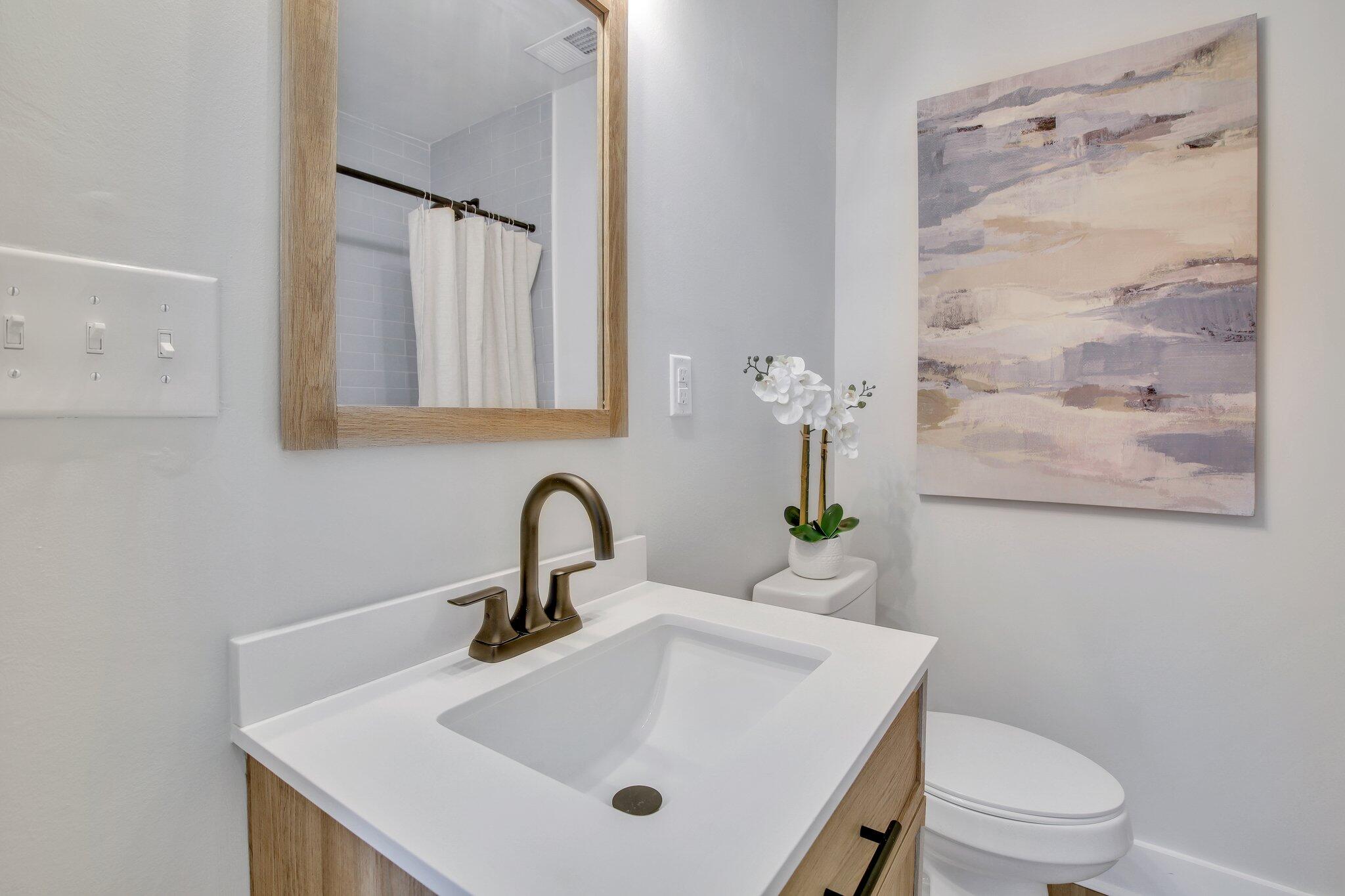2697 Ranger Drive North Charleston, SC 29405 - Photo 11 of 24 Bathroom