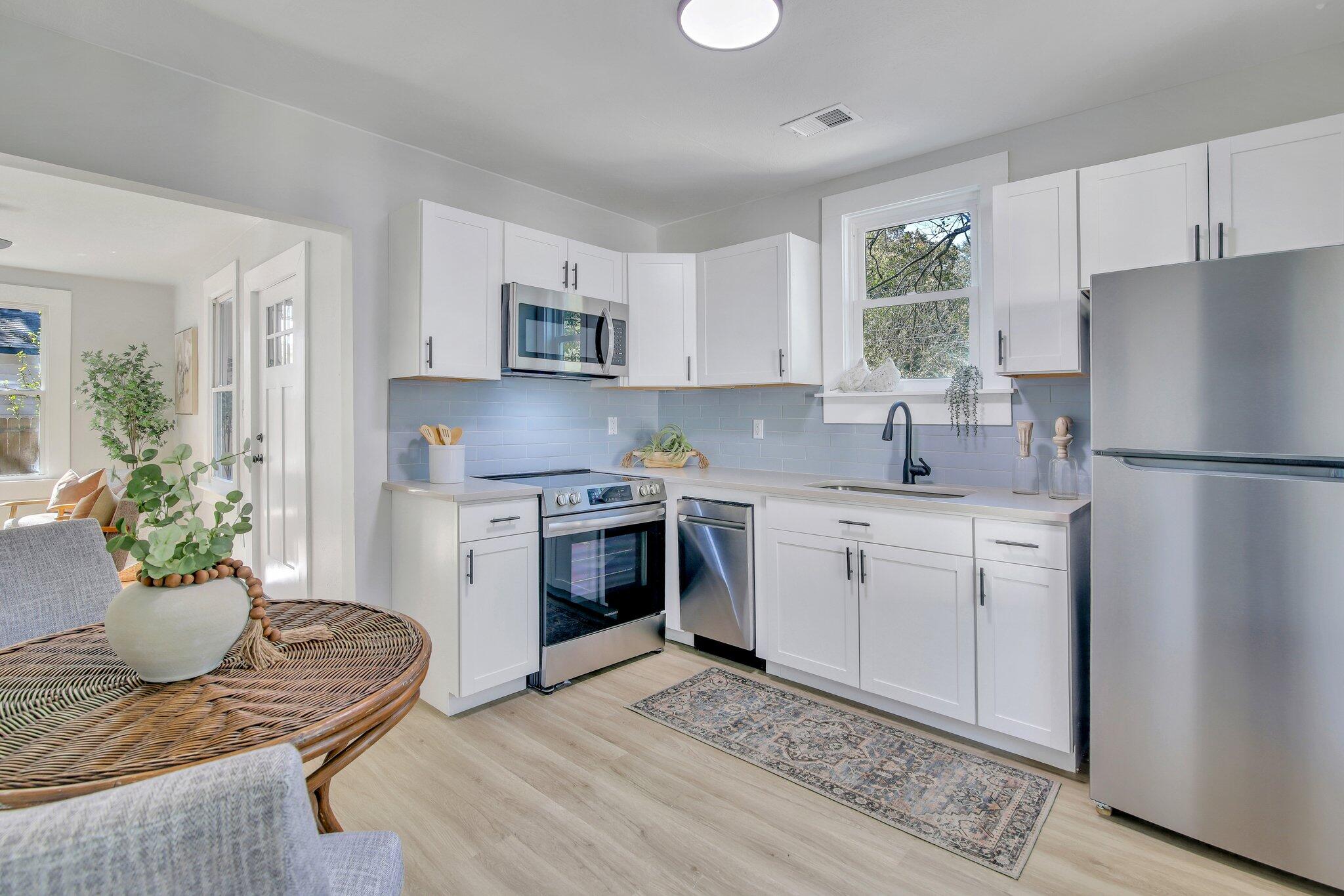 2697 Ranger Drive North Charleston, SC 29405 - Photo 3 of 24 Gorgeous Kitchen
