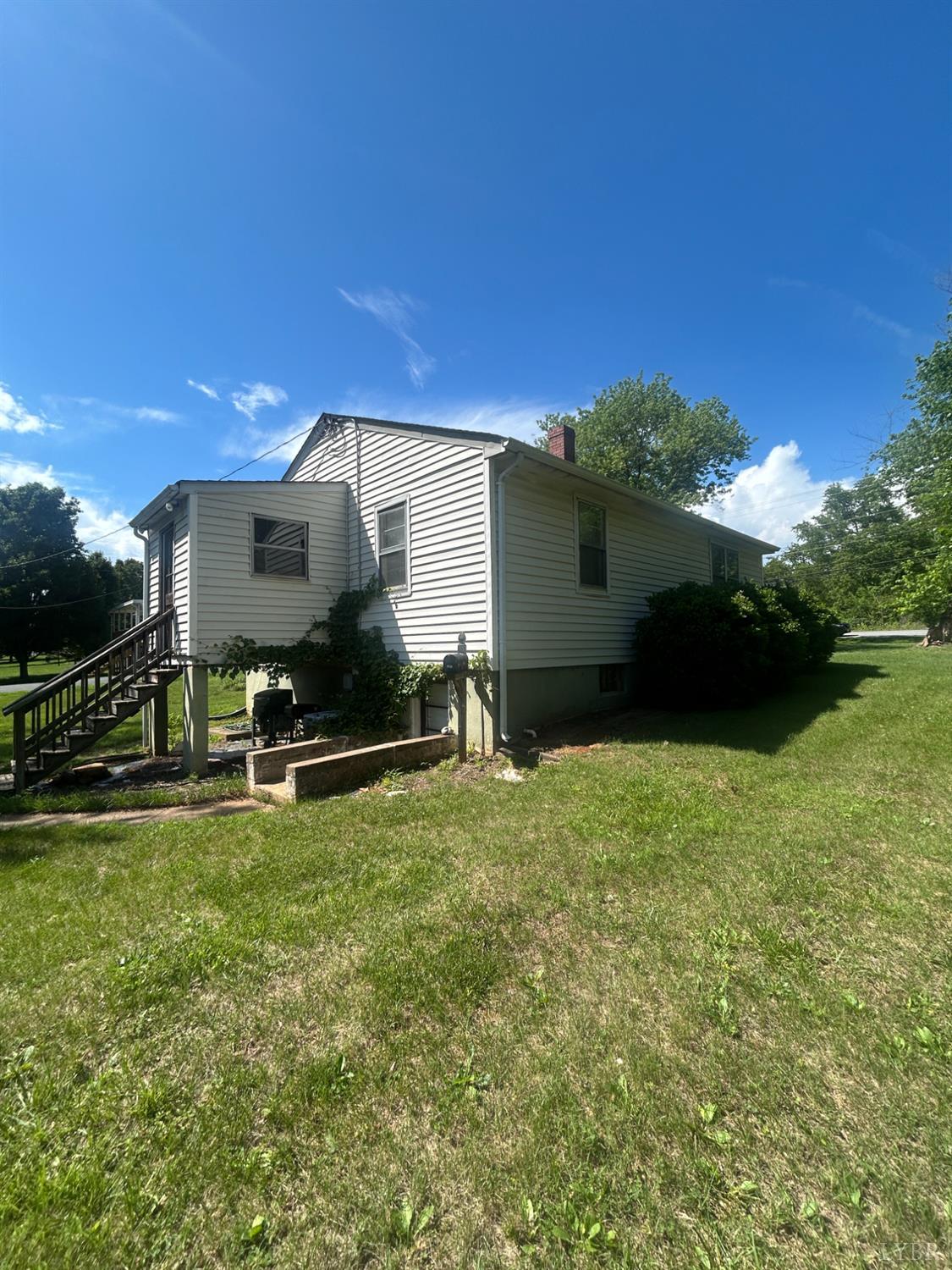 1725 Wards Ferry Road Lynchburg, VA 24502 - Photo 21 of 24