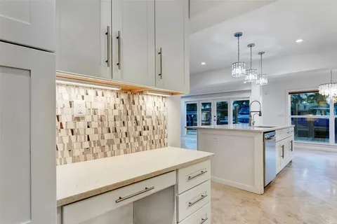 $1,754,949 | 2524 Southeast 9th Street, Pompano Beach, FL 33062