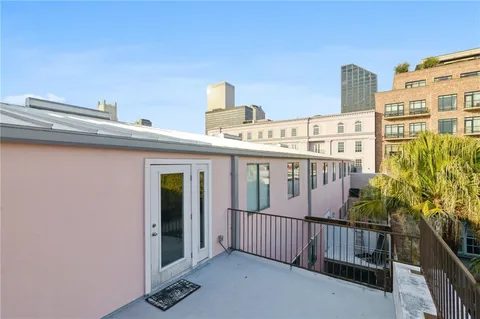 $275,000 | 760 Magazine Street, Unit 214, New Orleans, LA 70130