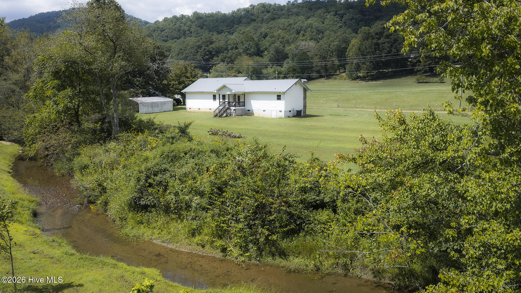114 Fletcher Hooper Road Robbinsville, NC 28771 - Photo 3 of 15 Gallery Image 3