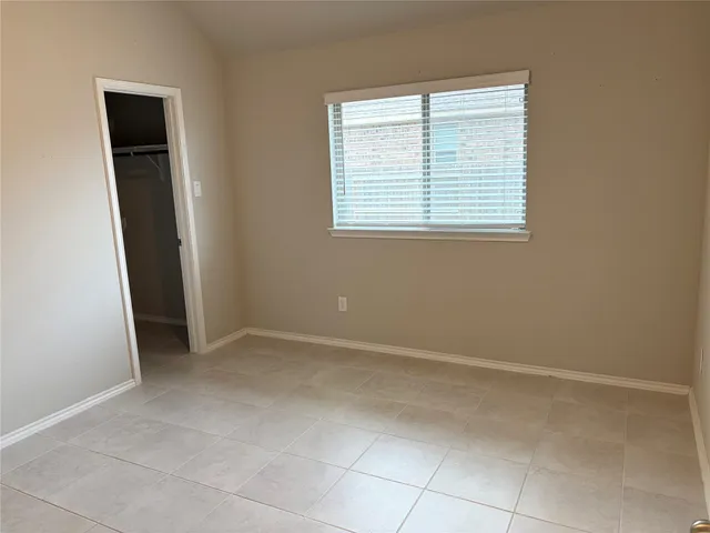 $329,900 | 323 Avenue B, Richmond, TX 77406