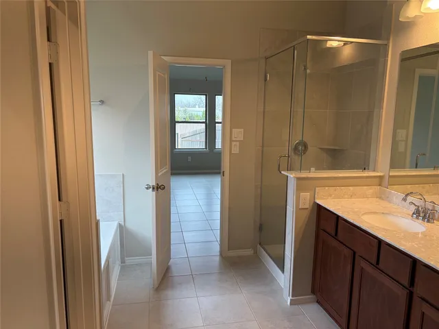 $329,900 | 323 Avenue B, Richmond, TX 77406