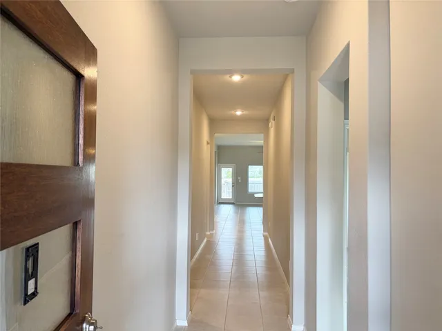 $329,900 | 323 Avenue B, Richmond, TX 77406