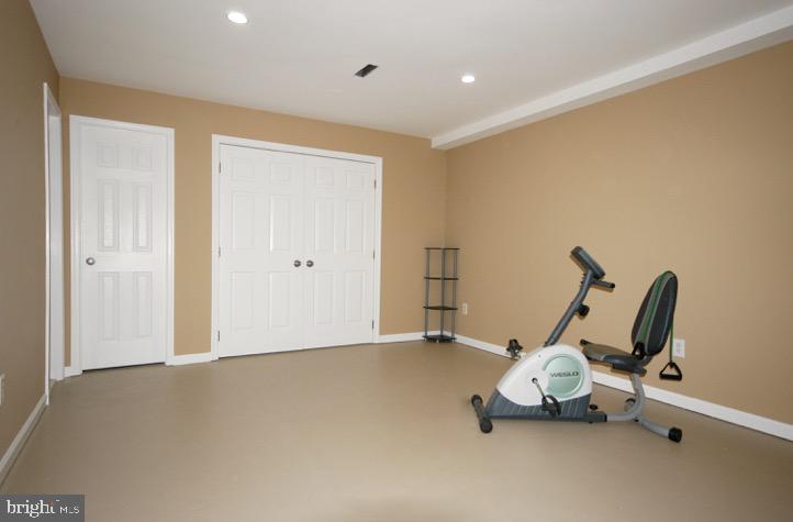 8039 Stillbrooke Road Manassas, VA 20112 - Photo 41 of 63 Gallery Image 41