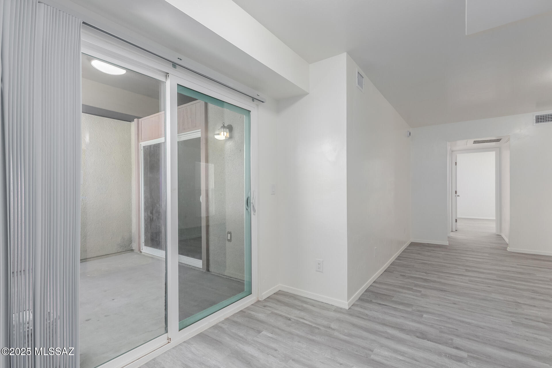 1620 North Wilmot Road, Unit E147 Tucson, AZ 85712 - Photo 9 of 33
