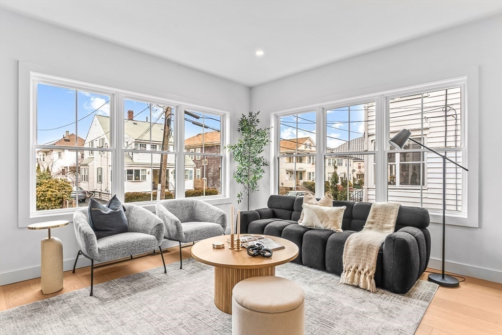 11 Bonner Avenue, Unit 1 Medford, MA 02155 - Photo 6 of 34