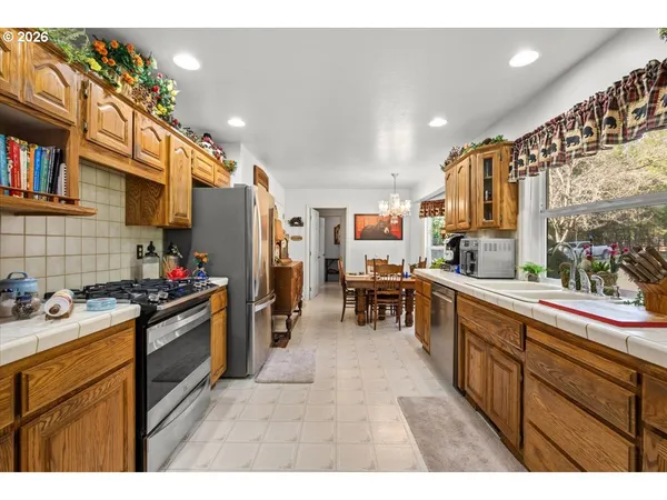 $724,995 | 122 Carlos Avenue, Rogue River, OR 97537