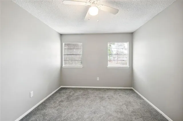 $2,800 | 645 West Marlin Court, Terrytown, LA 70056