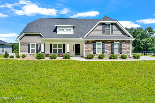 $484,000 | 3077 Avon Road, Greenville, NC 27858