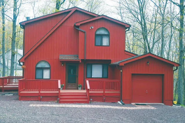 $225,000 | 101 Withywindle Way, Tamiment, PA 18371