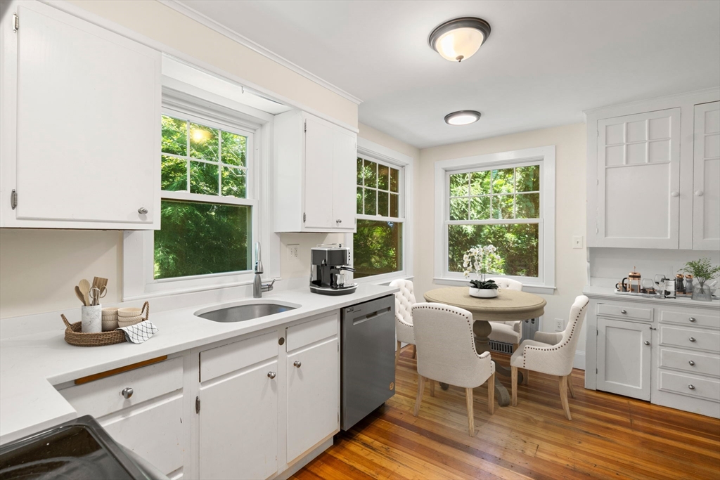 34 Westminster Road Newton, MA 02459 - Photo 6 of 40