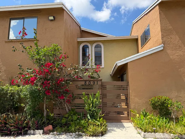 $369,500 | 8091 Northwest 71st Court, Tamarac, FL 33321