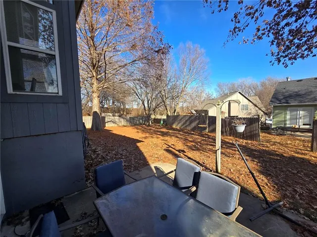 $2,650 | 6313 Aminda Street, Shawnee, KS 66226