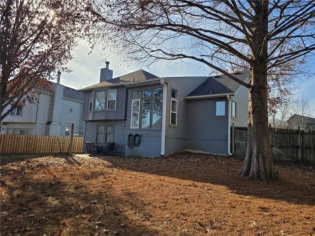 $2,650 | 6313 Aminda Street, Shawnee, KS 66226